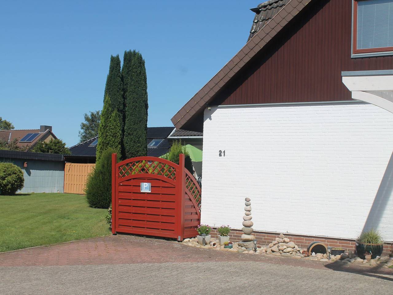 Ganze Ferienwohnung, Thiessen: Ferienwohnung mit sonnigem Balkon - Ferienwohnung Thiessen in Silberstedt, Haithabu