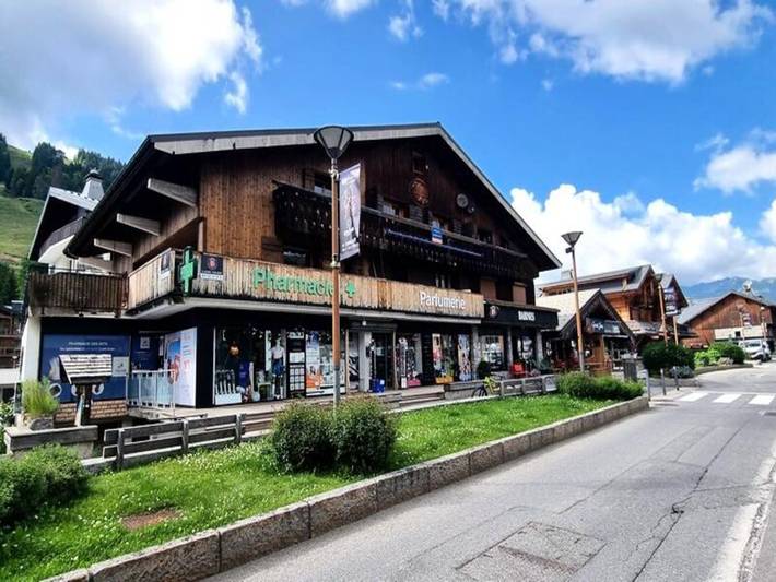 Gîte pour 8 personnes, avec balcon, adapté aux familles dans Office De Tourisme Des Gets
