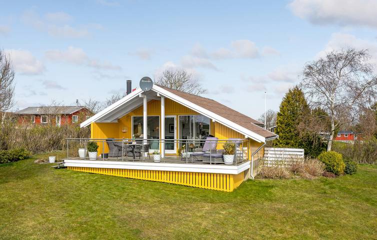Ferienhaus für 4 Personen, mit Terrasse und Garten in Eskov Strandpark
