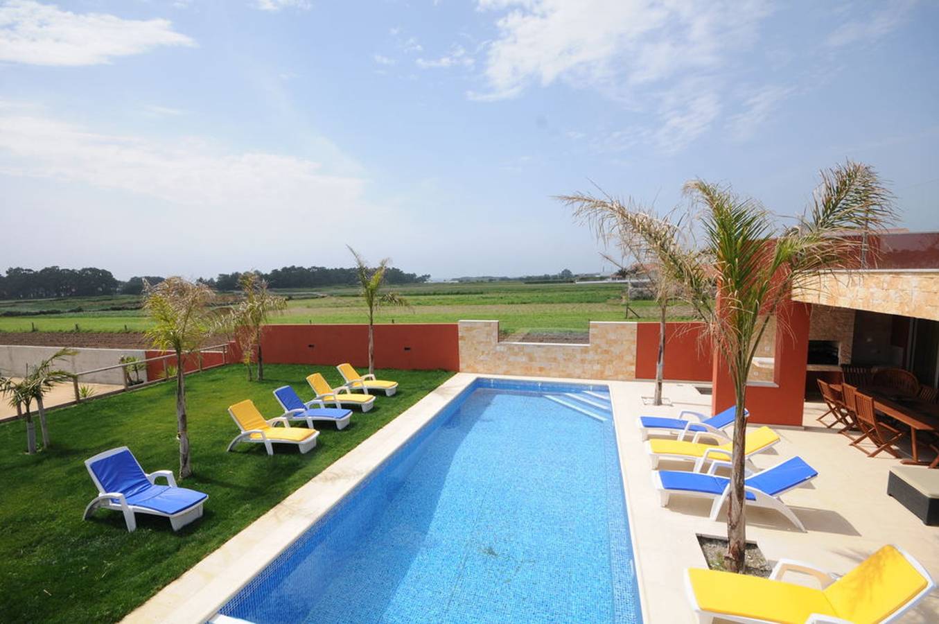 Superb Esposende Villa | 5 Bedrooms | Villa Agobar | Tennis Court in Marinhas, Esposende, Marinhas e Gandra