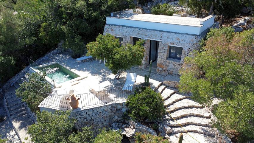 Location de vacances pour 10 personnes, avec terrasse ainsi que jardin et vue sur l’océan à Corsano - 2