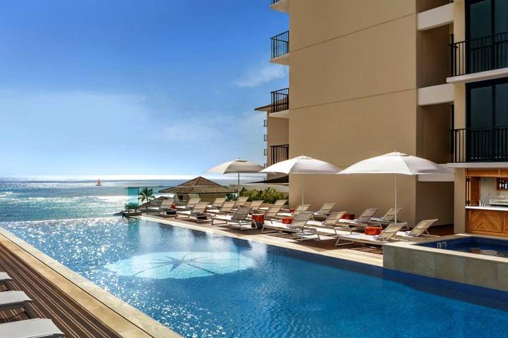 Hotel voor 3 personen, with tuin and zwembad as well as whirlpool in Honolulu