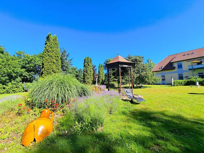 Ferienwohnung für 2 Personen, mit Garten und Balkon - 1