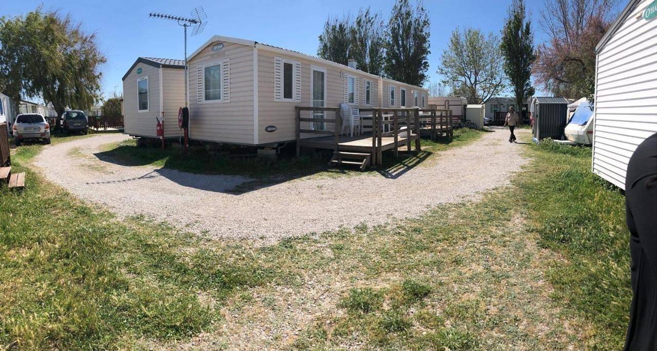 Camping pour 6 personnes avec terrasse in Frontignan, Côte méditerranéenne (France)