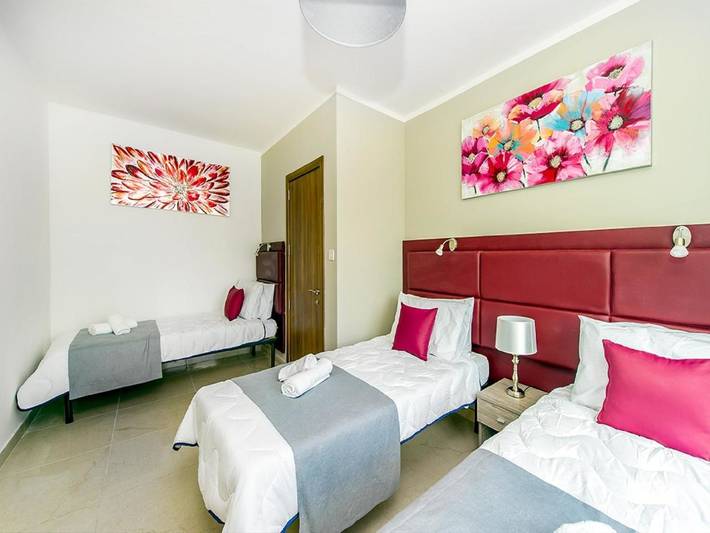 Gîte pour 4 personnes, avec jacuzzi à San Giljan - 2