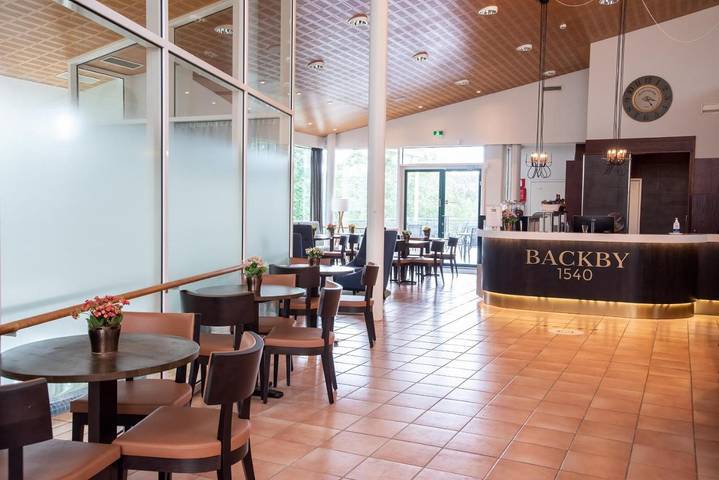 Hôtel pour 4 personnes, avec sauna et jacuzzi ainsi que jardin et piscine à Espoo - 4