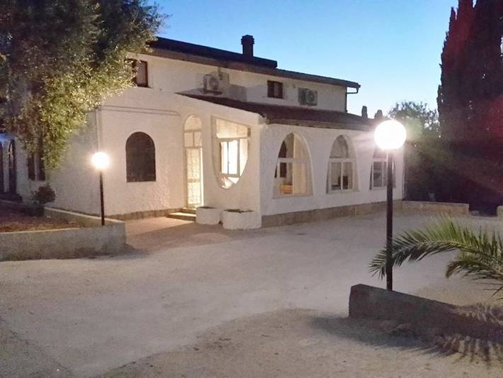 B&b per 2 persone, con Balcone e Terrazza nonché Giardino e Panorama a Sassari