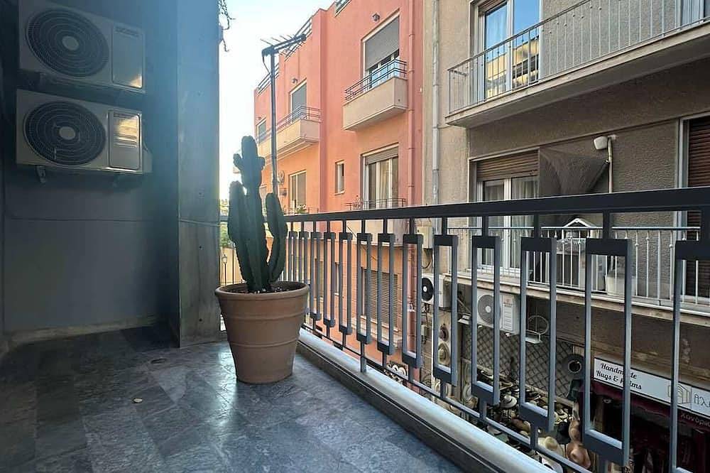 Entire apartment, Athens Plaka Luxury Apartment in Central Section of Athens, Athens