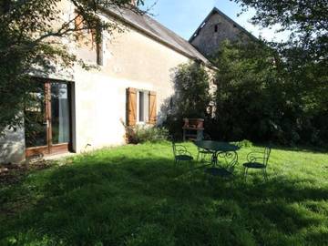 Gîte pour 4 personnes, avec jardin, animaux acceptés à Bitry