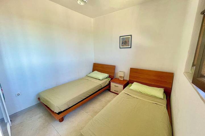 Ganze Wohnung, Premium 2Br Sea-View Apartment with Huge 48m² Private Terrace – Rogač in Šolta (Split-Dalmatien), Rogac