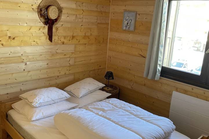 Gîte pour 8 personnes, avec balcon à Praz de Lys - 2
