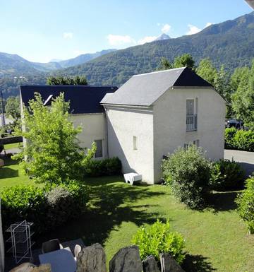 Gîte pour 4 personnes, avec terrasse à Vignec