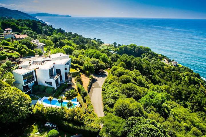 Villa pour 8 personnes, avec Balcon ainsi que Jardin et Sauna à San Sebastian