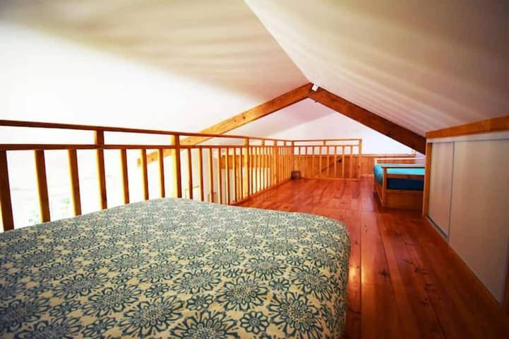 Location de vacances pour 5 personnes, avec terrasse et jardin à Chabottes - 4