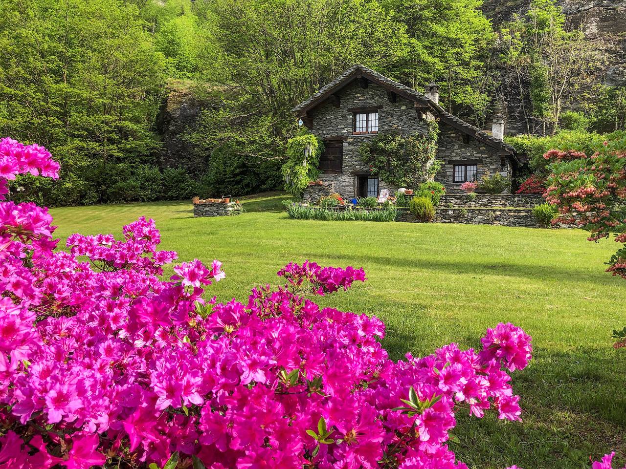 Casa vacanza per 5 persone con giardino in Premia, Verbano-Cusio-Ossola e dintorni