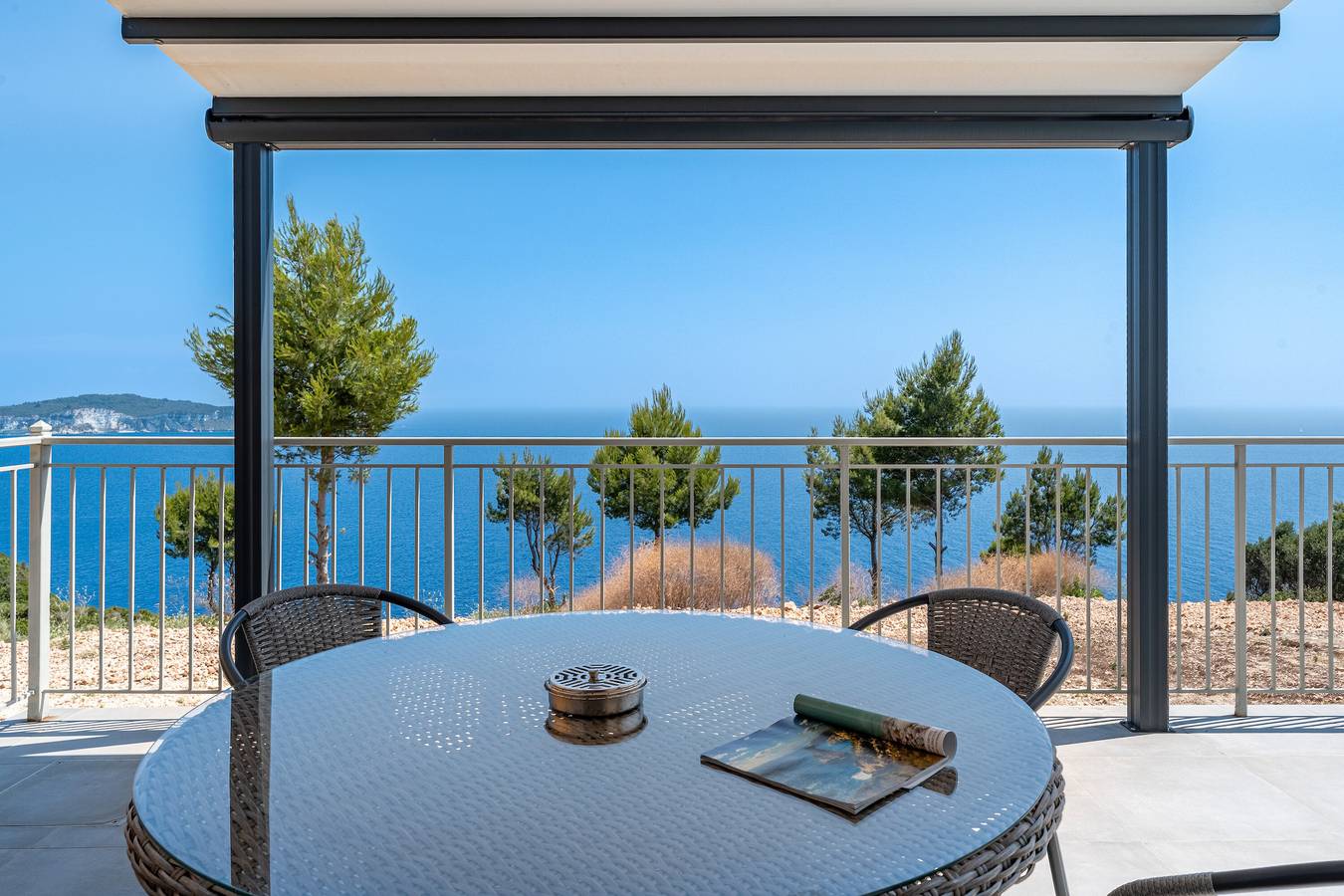 Villa 'Elena' with Sea View, Wi-Fi and Air Conditioning in Paxos