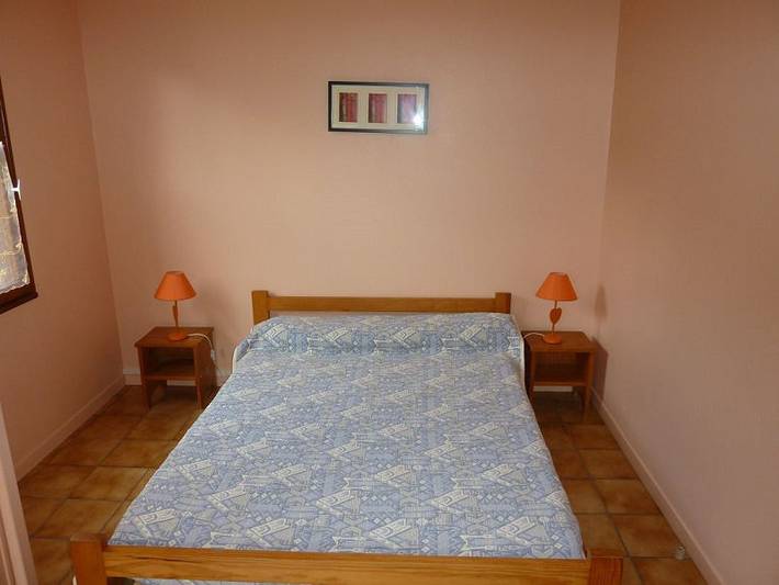 Gîte pour 5 personnes, avec Jardin et Piscine en Gironde - 4