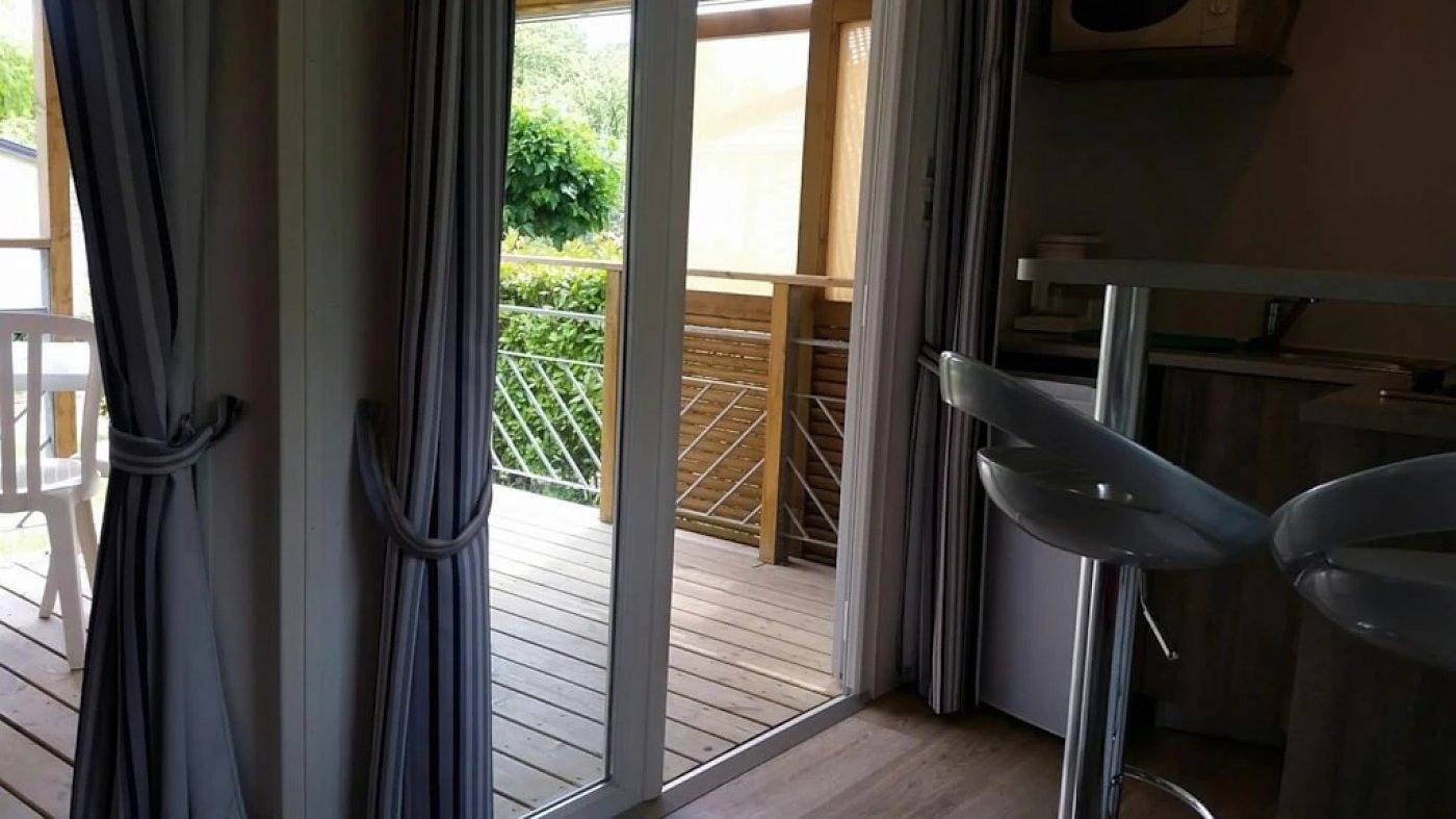 Zecamping 4 étoiles espace aquatique locatif clim 18m2 in Callas, Region de Draguignan