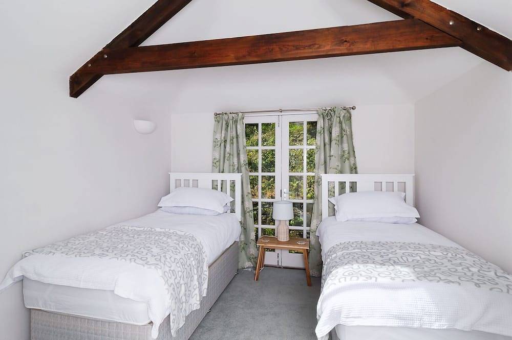 Gemütliches Ferienhaus in einem verschlafenen Dorf, nur 5 Autominuten vom Stadtzentrum von Truro entfernt. in Cornwall