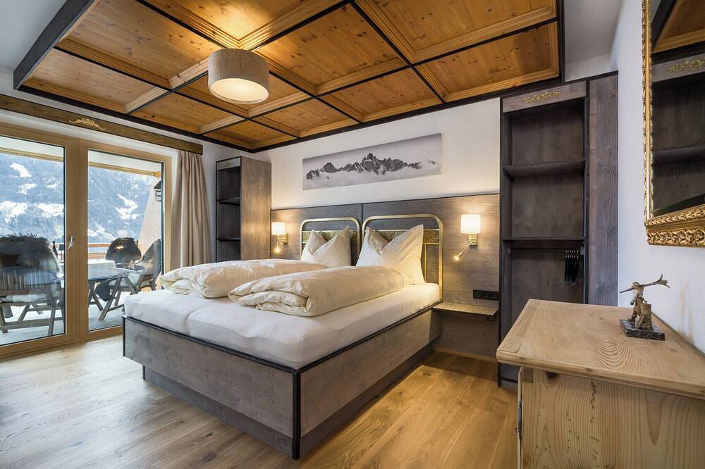 Ganze Wohnung, Ferienwohnung 'Bennis Dahuam' am Schwendberg/Hippach mit Top Panorama in Tuxer Alpen, Hippach