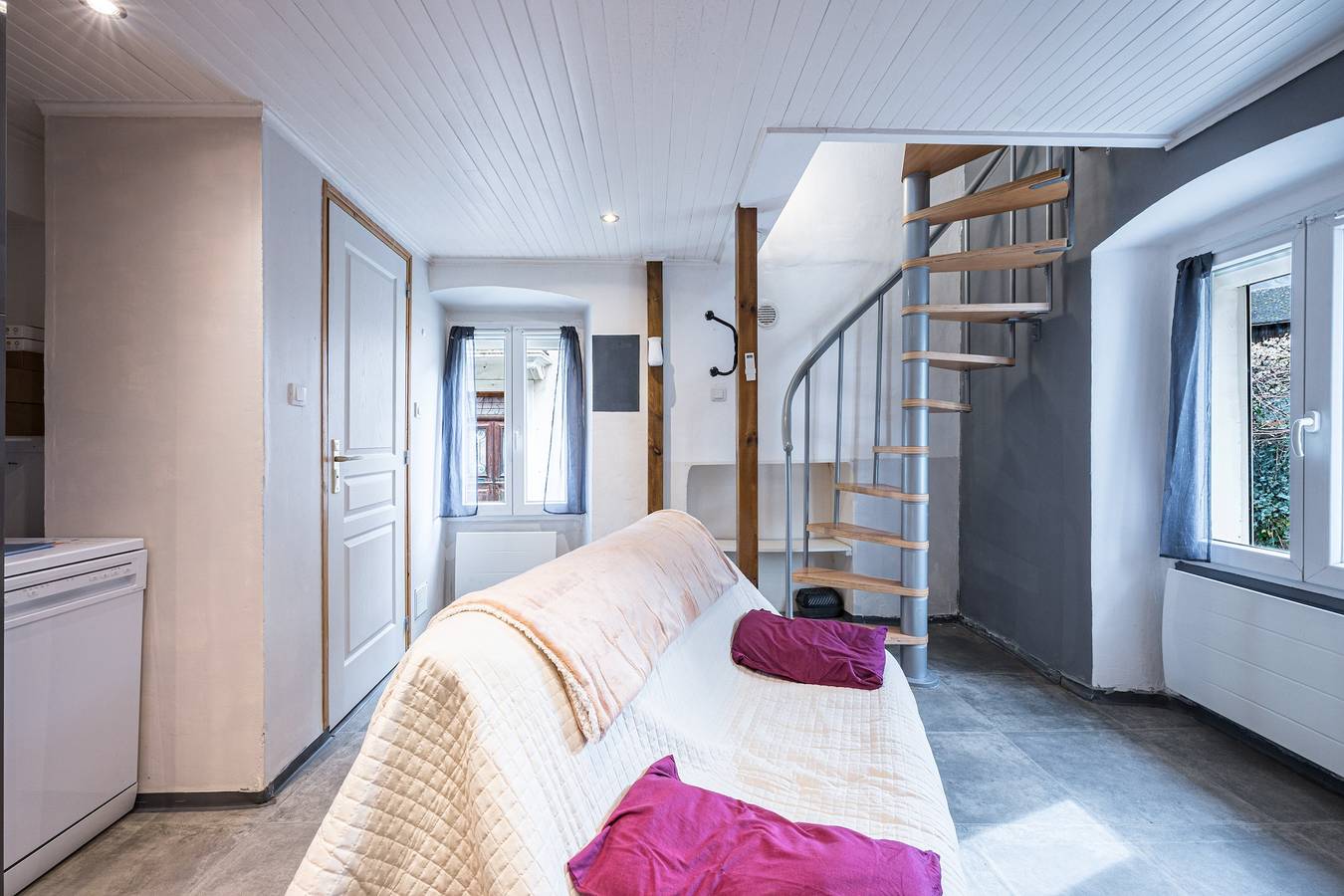 Appartement entier, La Belle Maurienne - Balcon avec vue sur montagne in Saint-Étienne-de-Cuines, Région de Saint-Jean-de-Maurienne