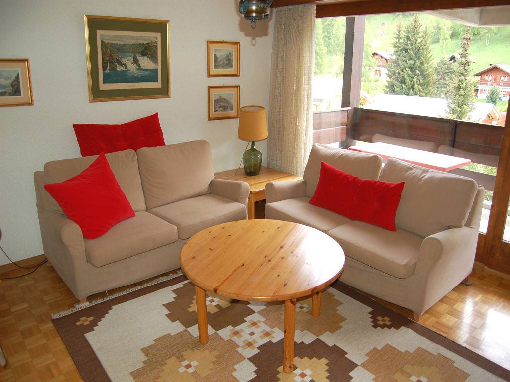 Apartamento entero, Cité Radieuse B Avouintzett n° 145 (102), flat with lovely mountain views in Chalais (Suiza), Alpes del Valais