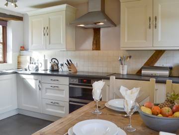 Holiday Rental for 5 People in Herefordshire, West Midlands, Photo 3