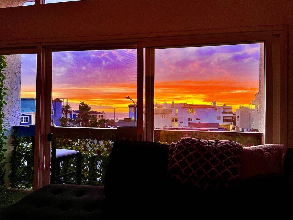 Ganze Wohnung, ✅2Br-2Bth🌴1/2 Block off Hermosa Beach Sand 🌊Ocean View 🚗 2 Garage Parking in Hermosa Beach, Los Angeles County