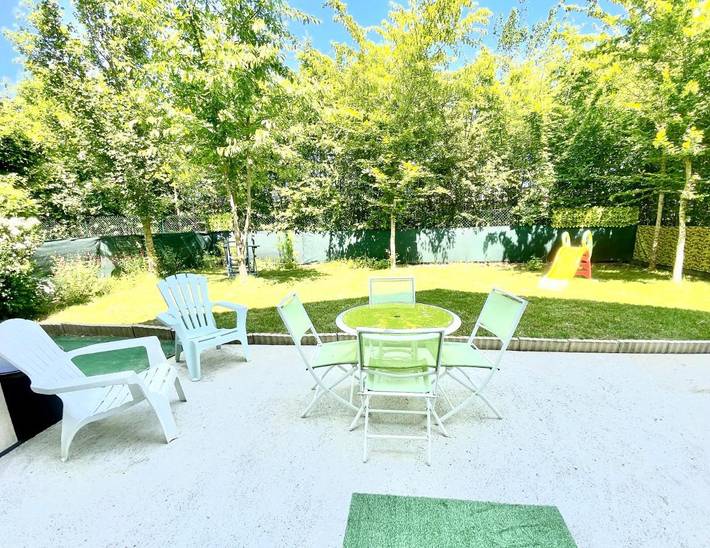 Appartement de vacances pour 4 personnes, avec jardin