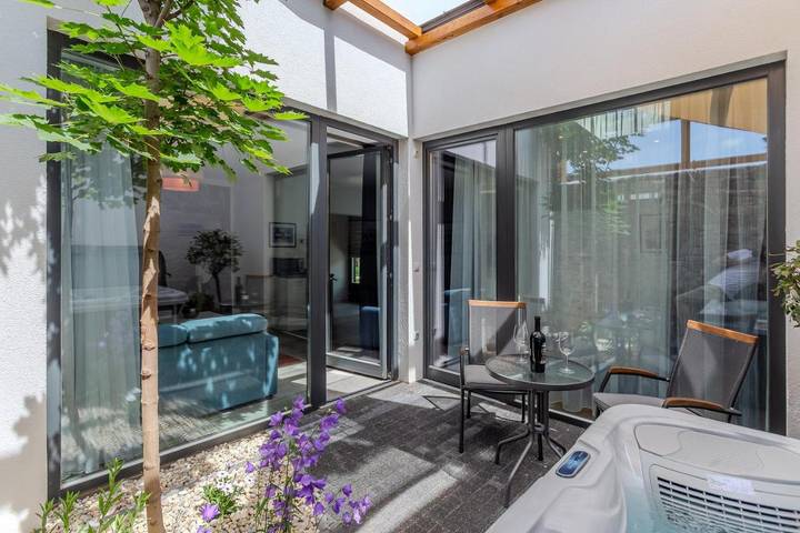 Ferienwohnung für 4 Personen, mit Balkon und Garten sowie Whirlpool und Sauna in Revfülöp - 3