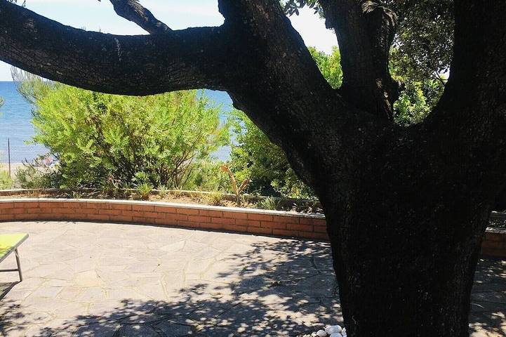 Wunderbare Villa Greg Am Strand Am Sperlonga Und Terracina in Spiagga Salto di Fondi, Fondi