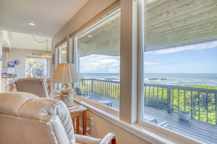 Vacation rental for 10 people, with terrace in Lincoln City