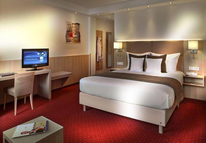 Hotel für 3 Personen, mit Terrasse und Pool sowie Sauna in Bremen