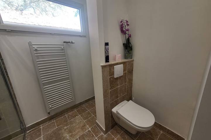 Gîte pour 3 personnes, avec jardin et terrasse à Gardanne - 3