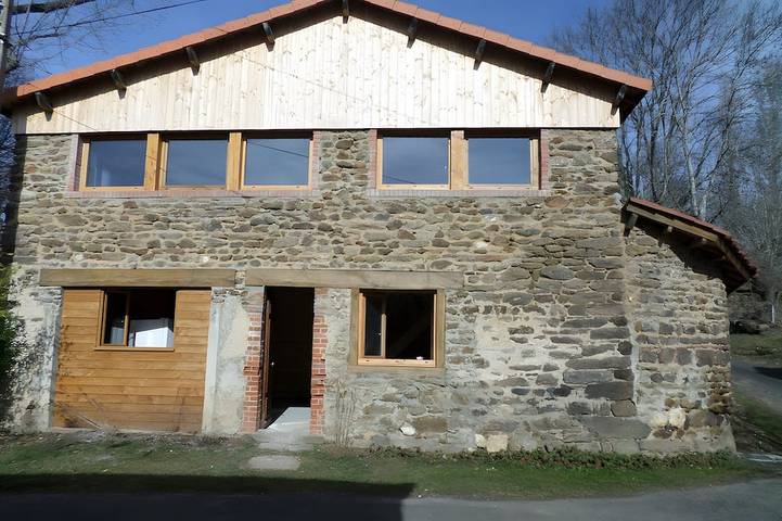 Location de vacances pour 5 personnes, avec jardin et terrasse à Montclard