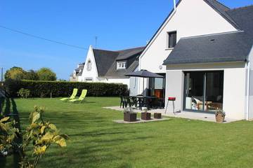 Location de vacances pour 6 personnes, avec terrasse et jardin dans Trévignon