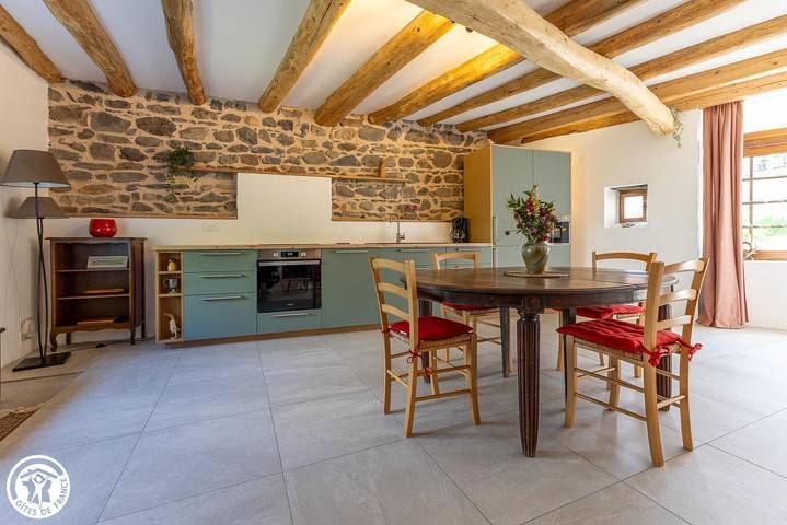 Gîte pour 2 personnes, avec Terrasse ainsi que Jardin et Vue