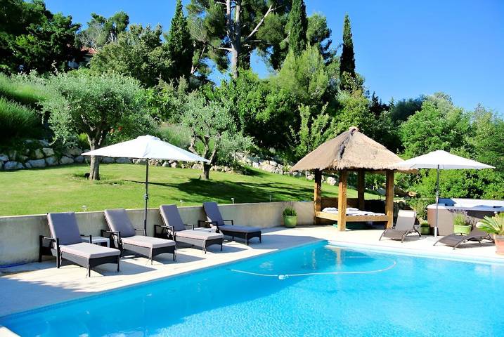 Chambre d’hôte pour 2 personnes, avec piscine et jardin à Nice - 4