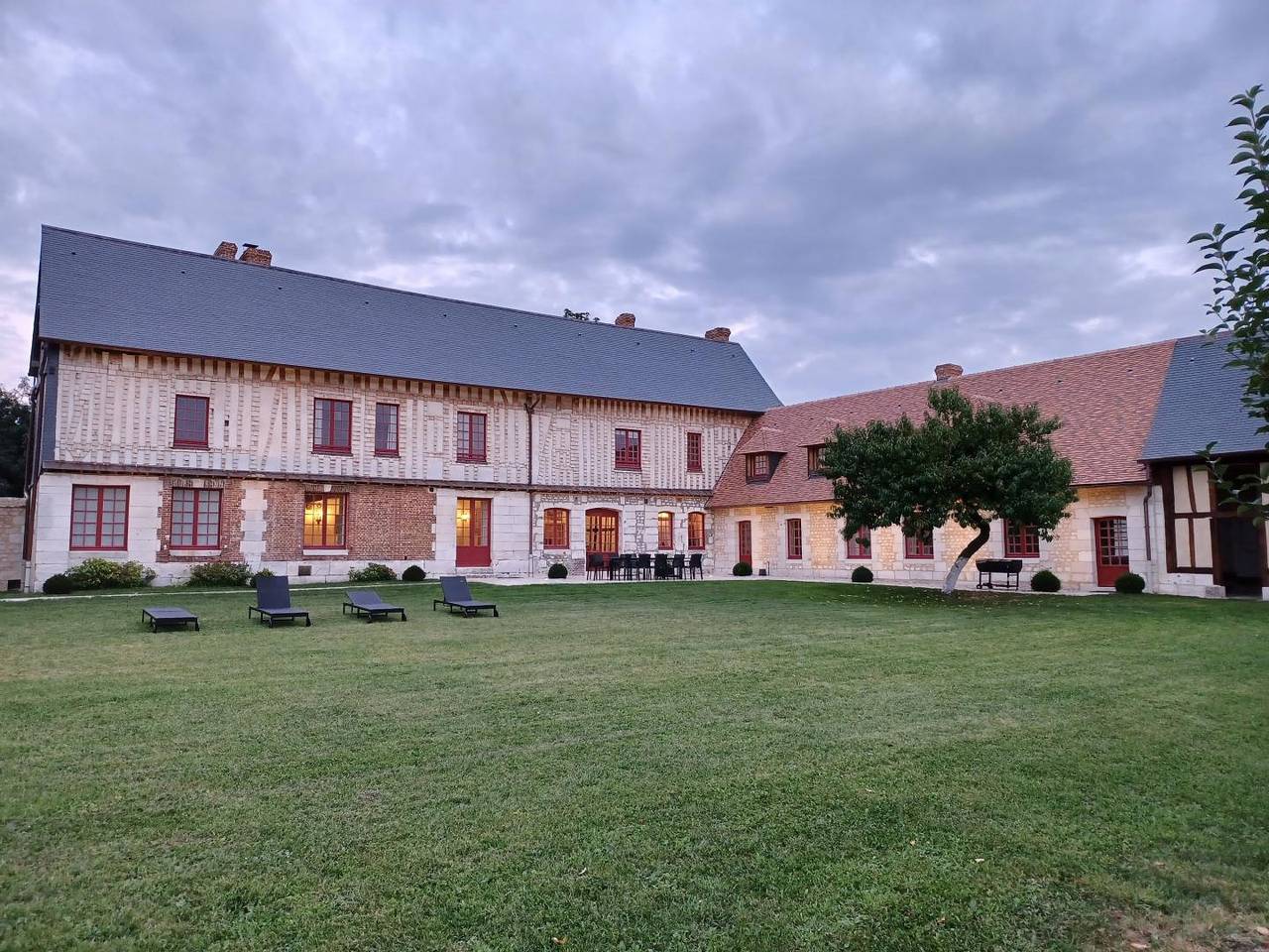 Gîtes de France® - Le Relais de Poste in Sahurs, Parc naturel régional des Boucles de la Seine Normande