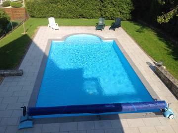 Gîte pour 4 personnes, avec piscine et jardin à Steinbrunn-le-Bas