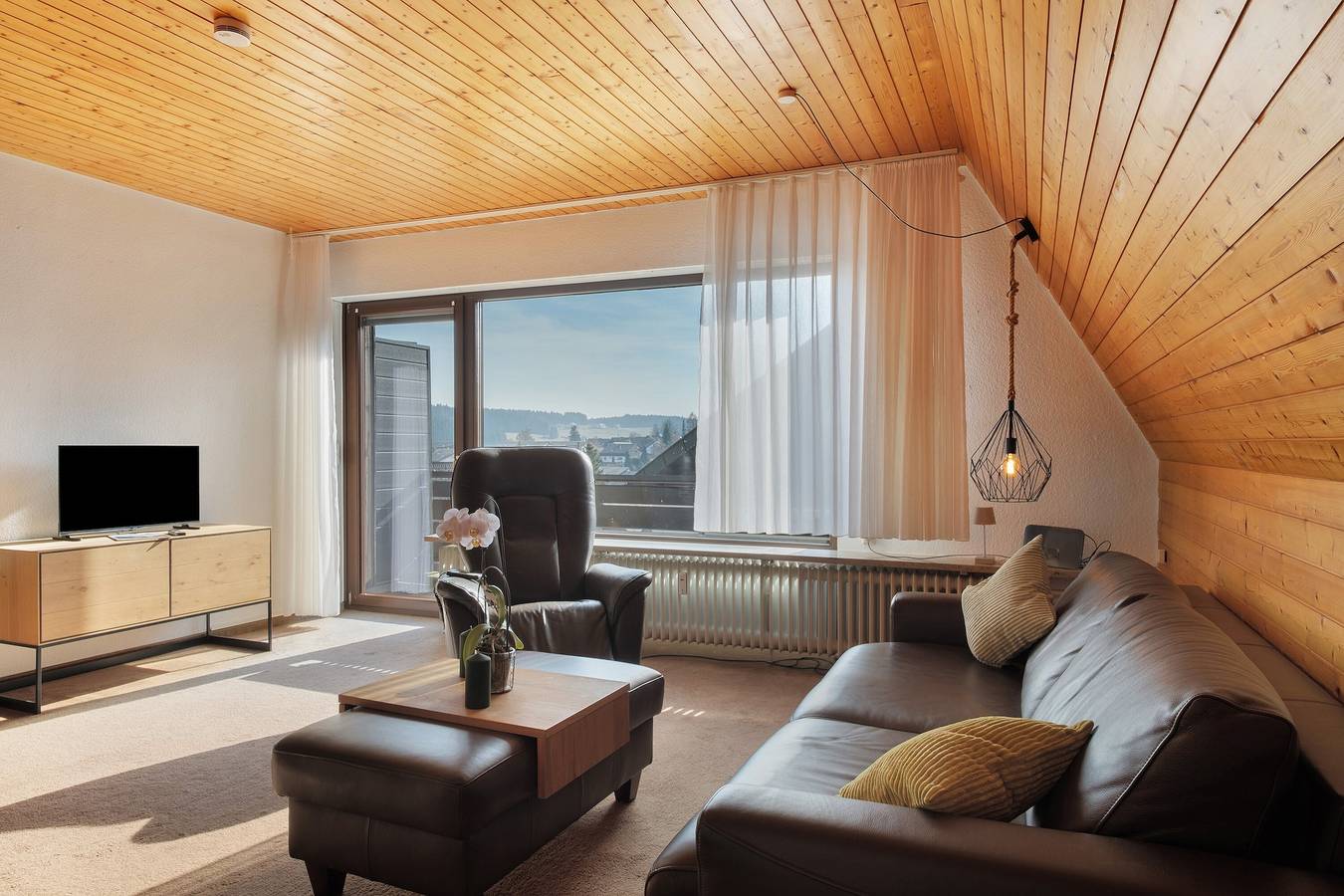 Ganze Wohnung, Maisonette auf 1000m mit Sauna u Garage in Schönwald, Südschwarzwald