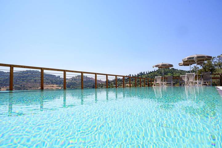 Camping für 2 Personen, mit Ausblick und Terrasse sowie Pool, mit Haustier in Italienische Riviera - 4