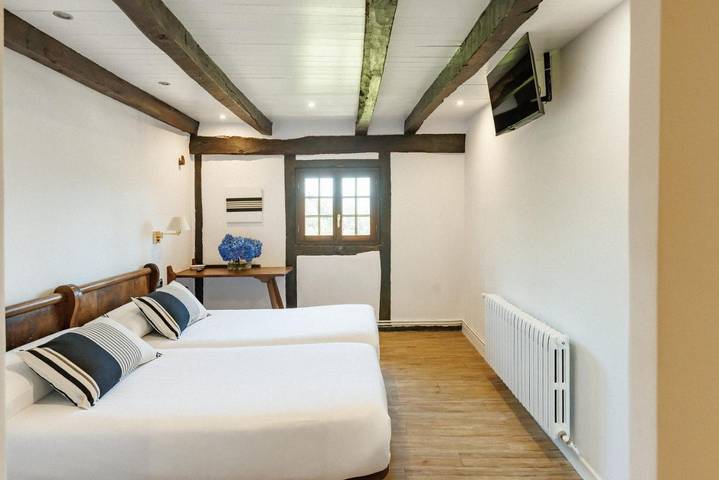 Casa rural para 4 personas, con jardín y vistas en Costa Vasca