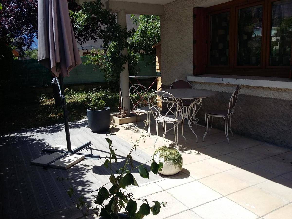 Appartement entier, One-Bedroom Apartment in Guillestre, Région de Briançon
