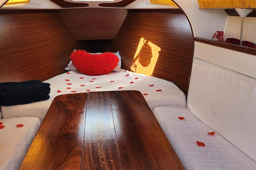 Barco de Experiências in Lissabon, Costa de Lisboa