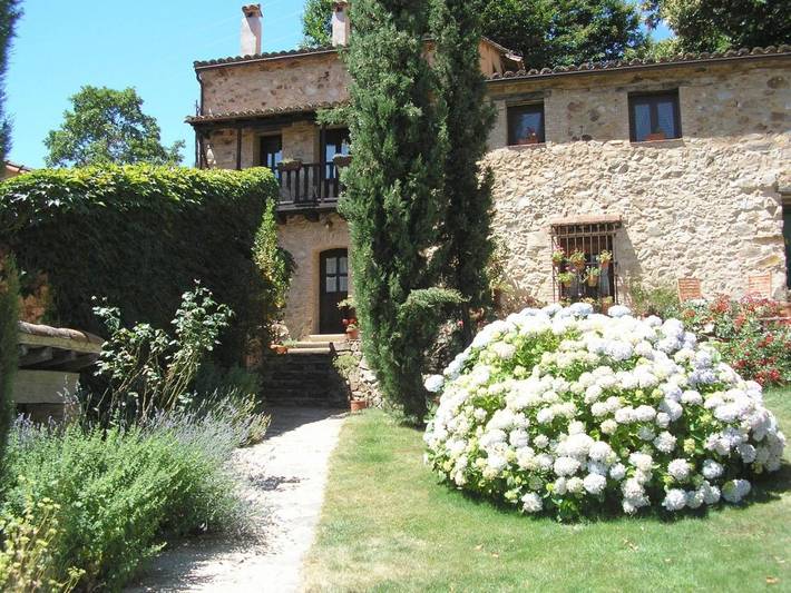 Chalet para 3 personas, con jardín además de piscina y vistas, Se admiten mascotas en Provincia de Cáceres