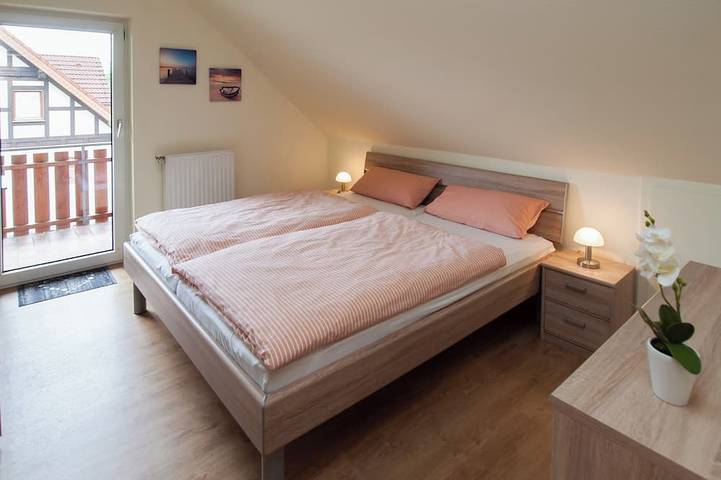 Appartement entier, Nouveau! Appartement confortable avec vue sur le lac in Bad Arolsen, Twistesee