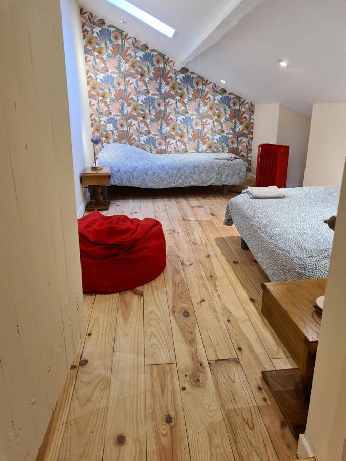 Gîte pour 6 personnes, avec jardin ainsi que piscine et vue à Aubin - 2