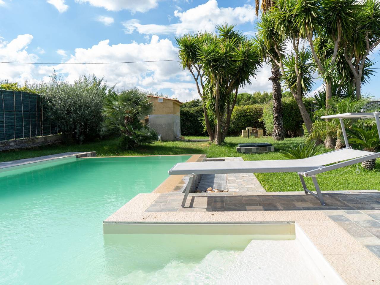 Wunderschöne Villa Oasi della Pace, mit privatem Pool, Wlan und Grillplatz in Partinico, Palermo Provinz