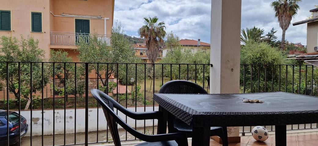 Ferienwohnung für 4 Personen, mit Balkon und Ausblick, kinderfreundlich